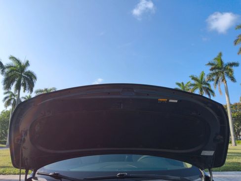 Used 2018 Kia Sedona SX FWD image 49