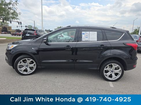 Used 2019 Ford Escape Titanium AWD/4WD image 11