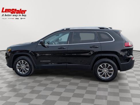 Used 2019 Jeep Cherokee Latitude Plus w/ Comfort/Convenience Group AWD/4WD image 2