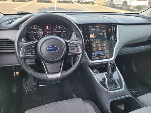 Used 2024 Subaru Outback Premium AWD/4WD image 19