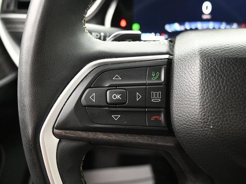 Used 2023 Jeep Grand Cherokee L Limited AWD/4WD image 22