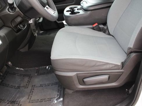 Used 2024 RAM 1500 Classic SLT AWD/4WD image 17