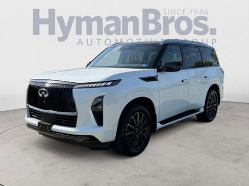 New 2026 INFINITI QX80 Autograph w/ Premium Cargo Package AWD/4WD image 7
