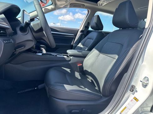 New 2025 Nissan Altima 2.5 SL image 16