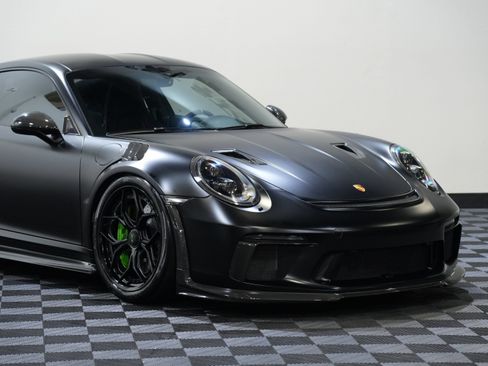 Used 2019 Porsche 911 GT3 RS RWD image 9