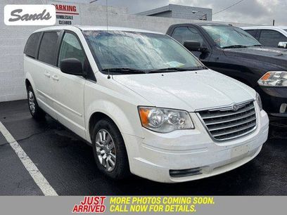 Used 2009 Chrysler Town & Country LX