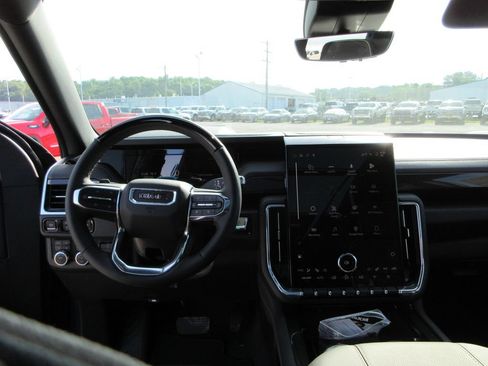 New 2026 GMC Yukon XL Elevation w/ Elevation Premium Package AWD/4WD image 16