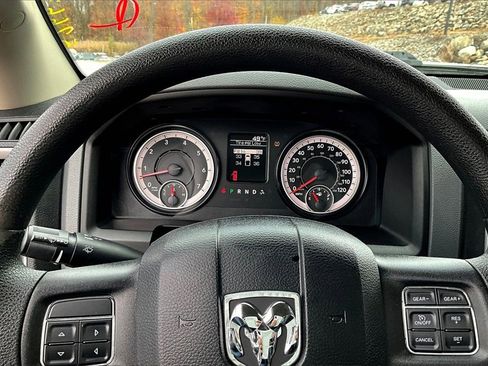 Used 2016 RAM 1500 Express image 18