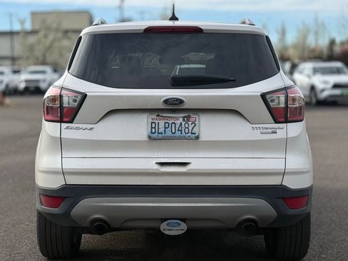 Used 2018 Ford Escape Titanium w/ Ford Safe & Smart Package image 4