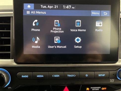 Used 2025 Hyundai Venue SEL FWD image 48