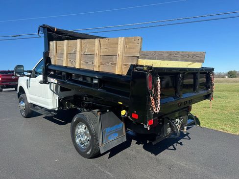 Used 2017 Ford F350 XL w/ Power Equipment Group image 4