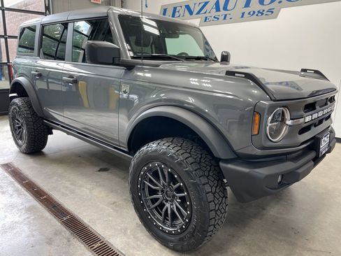Used 2024 Ford Bronco Big Bend AWD/4WD image 2