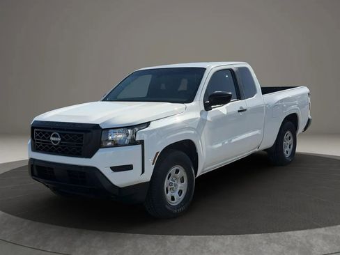 Used 2022 Nissan Frontier S RWD image 1