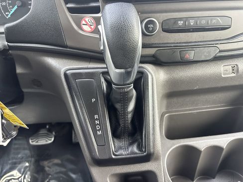 Used 2022 Ford Transit 350 XLT image 25