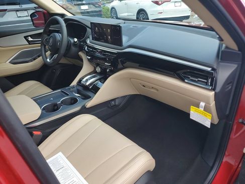 Certified 2025 Acura MDX FWD w/ Technology Package image 4