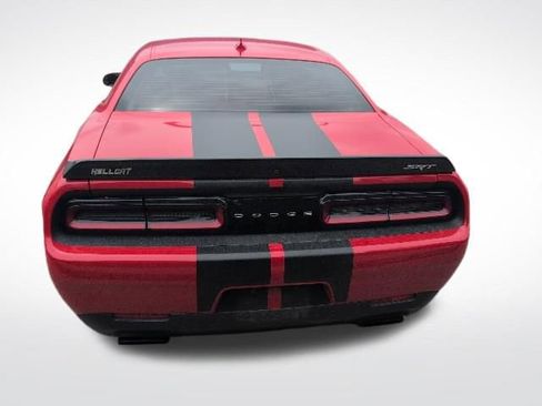 Used 2016 Dodge Challenger SRT Hellcat RWD image 12