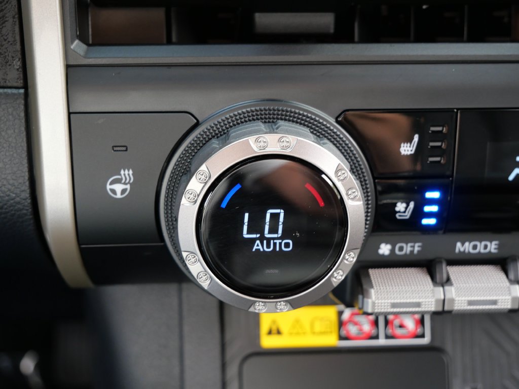 Certified 2026 Toyota Tacoma Limited AWD/4WD image 22