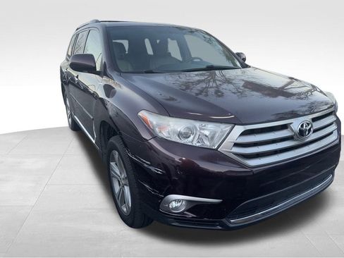 Used 2013 Toyota Highlander Limited image 28
