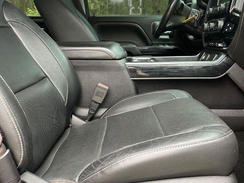 Used 2017 Chevrolet Silverado 1500 LTZ Z71 w/ LTZ Plus Package image 44