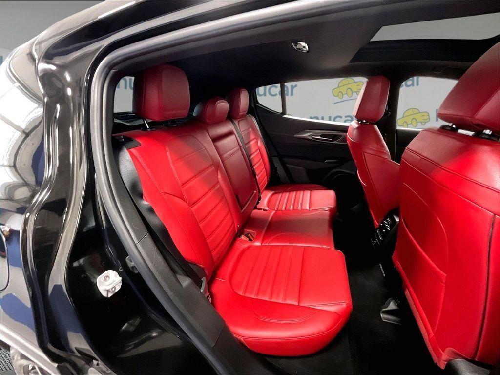 Used 2024 Dodge Hornet R/T Plus w/ R/T Blacktop Package AWD/4WD image 16