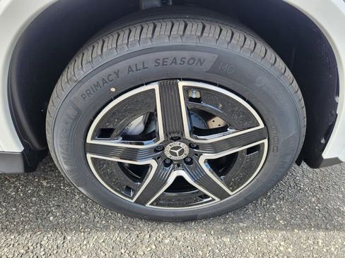 New 2026 Mercedes-Benz GLC 300 4MATIC image 18