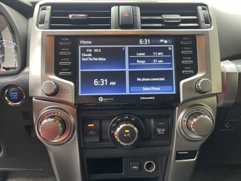 Used 2024 Toyota 4Runner SR5 image 17