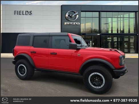 Used 2024 Ford Bronco Badlands w/ Sasquatch Package image 1