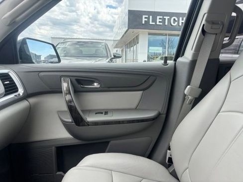 Used 2017 GMC Acadia Limited SLT AWD/4WD image 12