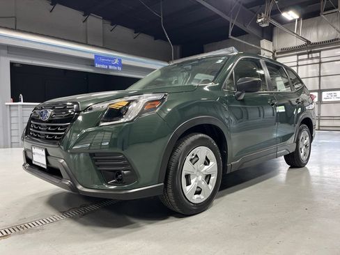 Certified 2023 Subaru Forester AWD/4WD image 4