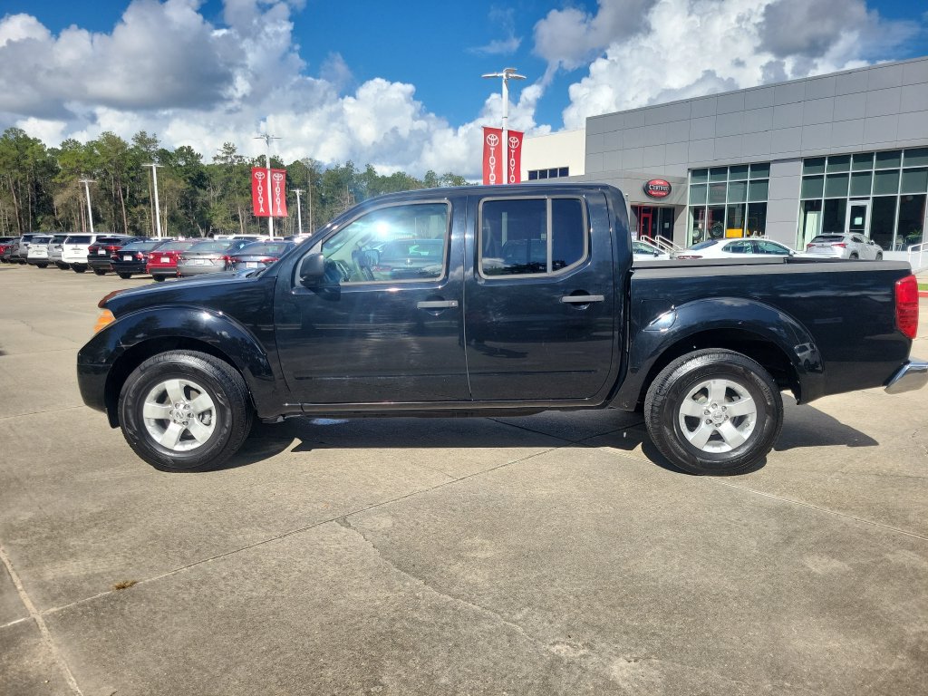 Used 2012 Nissan Frontier SV RWD image 2
