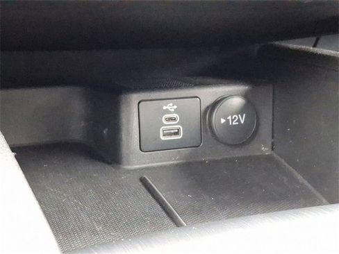 Used 2025 Ford Escape ST-Line image 24