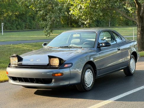Used 1991 Toyota Celica ST FWD image 2