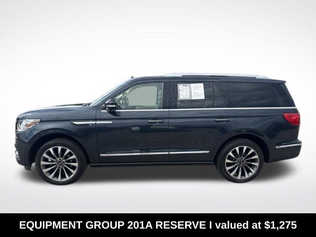 Used 2021 Lincoln Navigator Reserve w/ Luxury Package AWD/4WD image 4