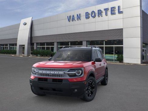 New 2025 Ford Bronco Sport Outer Banks AWD/4WD image 2