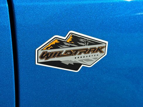 Certified 2023 Ford Bronco Wildtrak image 8