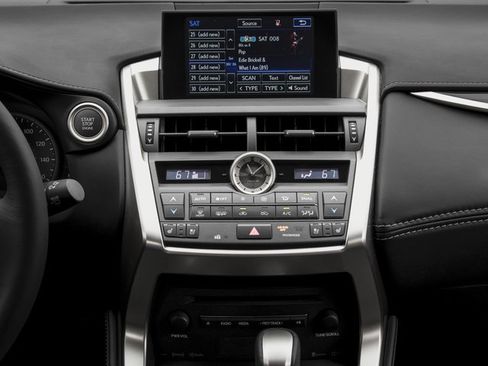 Used 2017 Lexus NX 200t AWD image 10