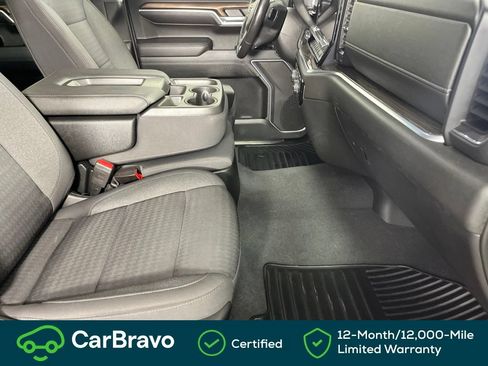 Used 2022 Chevrolet Silverado 1500 LT w/ Z71 Off-Road Package AWD/4WD image 18