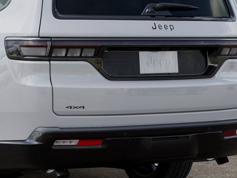New 2026 Jeep Grand Wagoneer L Summit AWD/4WD image 41