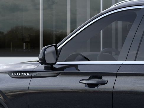 New 2026 Lincoln Aviator AWD image 20