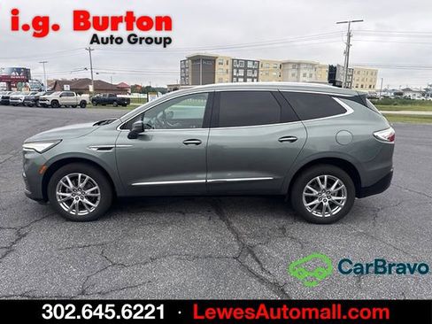 Used 2023 Buick Enclave Essence w/ Experience Buick Package FWD image 6