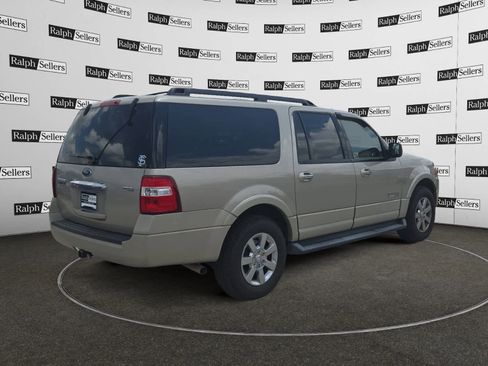 Used 2008 Ford Expedition EL XLT RWD image 6
