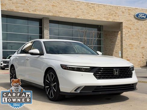 Used 2024 Honda Accord Touring image 19