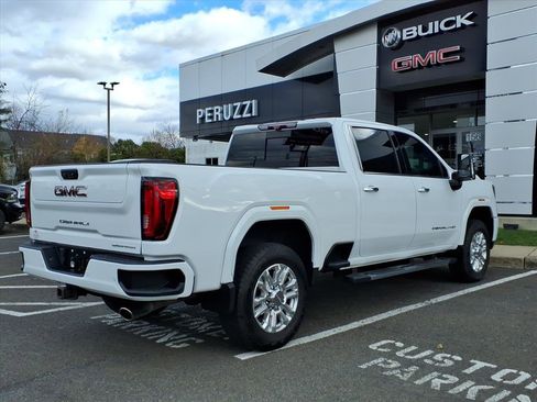 Used 2020 GMC Sierra 2500 Denali w/ Denali Ultimate Package image 3