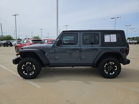 Used 2024 Jeep Wrangler Unlimited Rubicon w/ Capability Package AWD/4WD image 6