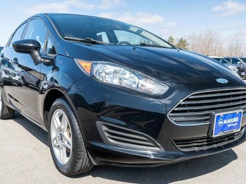 Used 2018 Ford Fiesta SE image 4