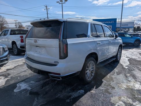 Used 2024 Cadillac Escalade Premium Luxury w/ LPO, Floor Liner Package image 7