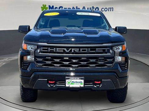 Used 2023 Chevrolet Silverado 1500 Custom Trail Boss w/ LPO, Dark Essentials Package AWD/4WD image 2