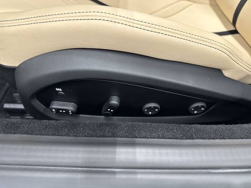 Certified 2022 Ferrari 812 GTS RWD image 12