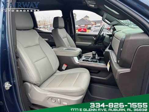 Used 2022 GMC Sierra 1500 SLT w/ SLT Premium Package image 12