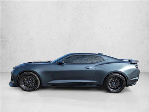 Used 2021 Chevrolet Camaro ZL1 image 9